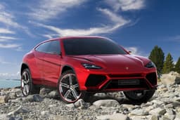 2017 Lamborghini Urus SUV image gallery